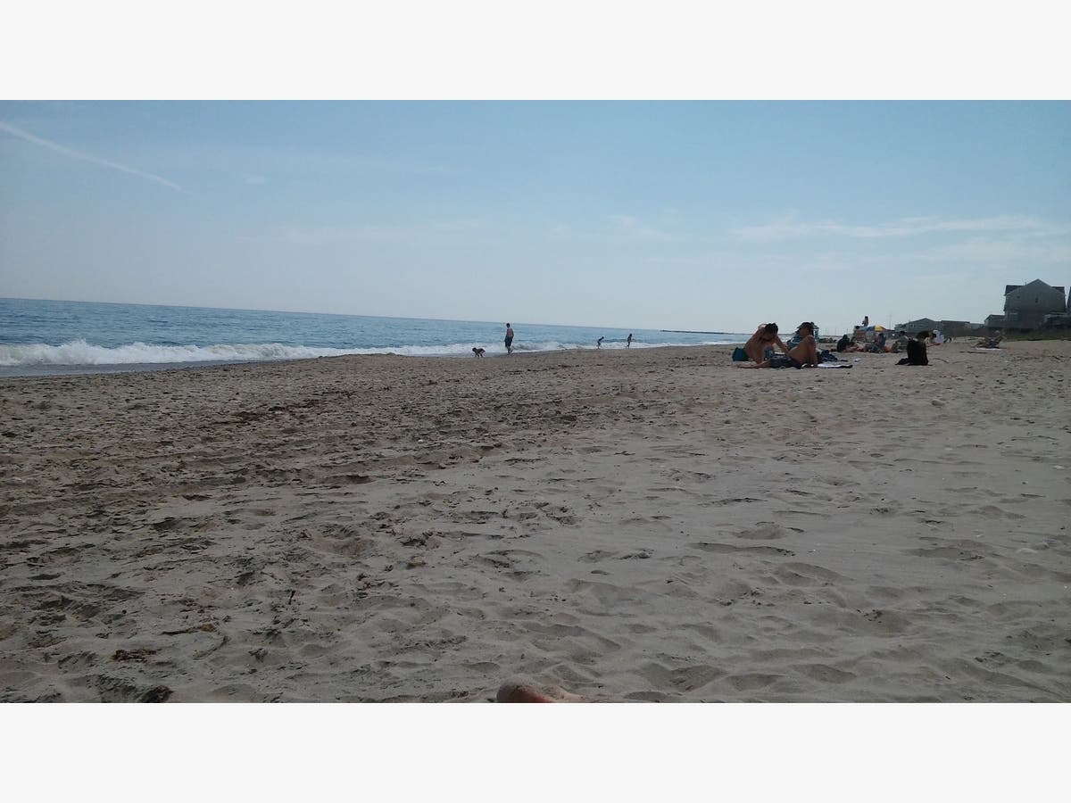 Charlestown State Beach, May 2017.