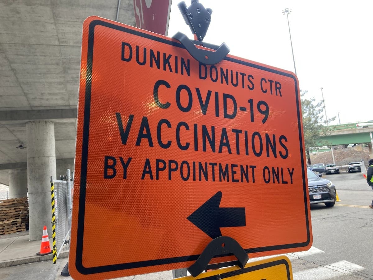 Appointments are still open at the Dunkin' DOnuts Center, Sockanosset Cross Road and other state-run sites for Wednesday. 
