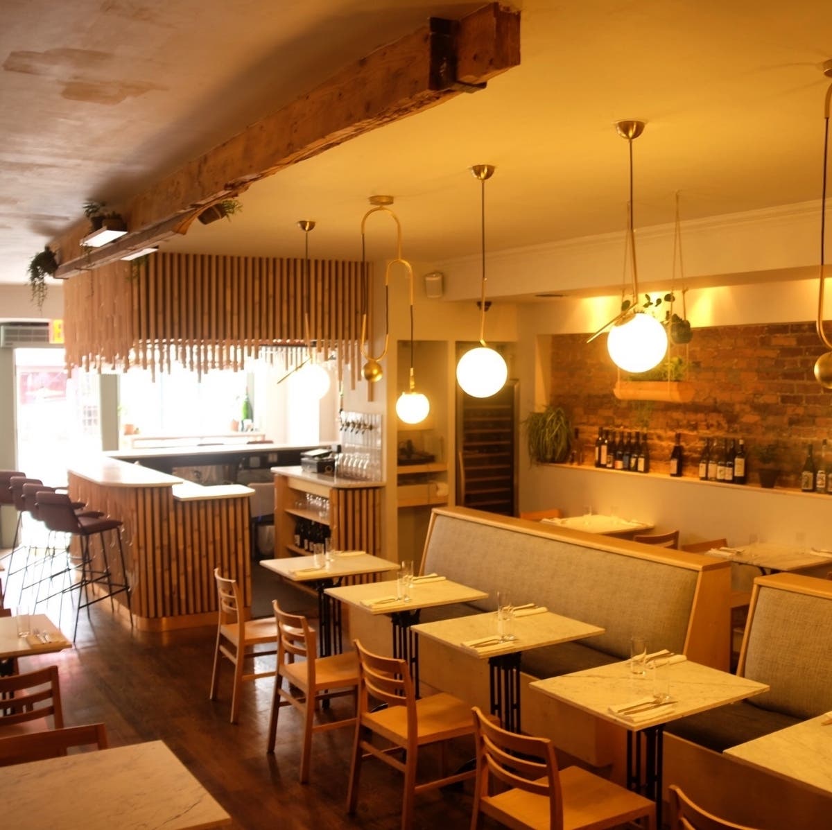 L'Accolade opened at 302 Bleecker St.