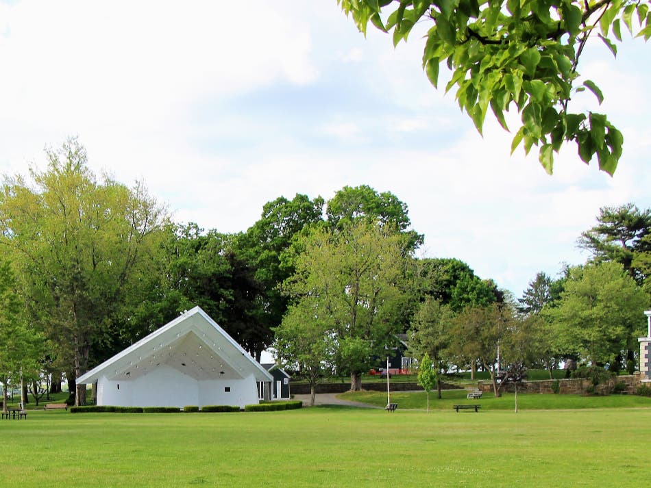 A day of outdoor fun and environmental activities is returning to Beverly's Lynch Park this weekend with Beverly Earth Fest 2022.