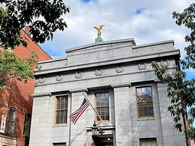 Under a timeline laid out Wednesday to replace outgoing Mayor Kim Driscoll, the City Council will choose an acting mayor in January ahead of a special election sometime this spring.