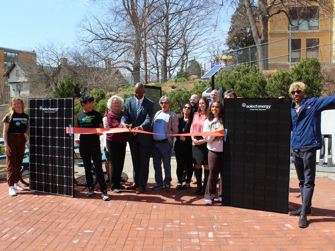 Salem State students, leaders, community members, and representatives from Solect Energy and PowerOptions cut the ribbon for the university’s newest solar installations. 