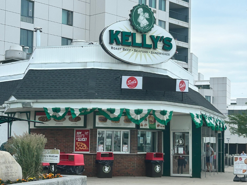 Beginning this week, customers at the Revere Beach Kelly's can order Sal's classic slices alongside the restaurant's roast beef sandwiches, seafood plates and other beach-day favorites.