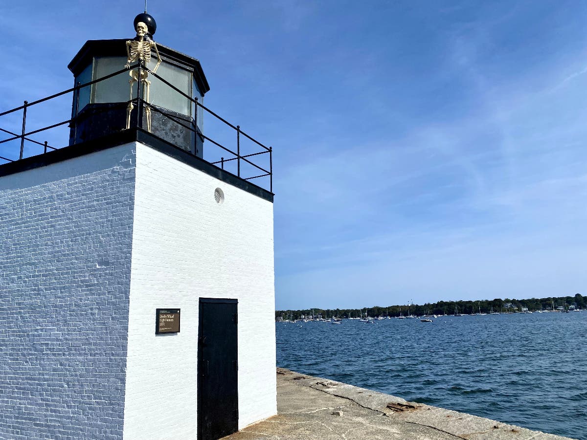 The lecture will look at legal disputes that grew out of Salem’s busy waterfront in the 18th and 19th centuries, when ships arrived with valuable cargo and privateers pursued enemy vessels.