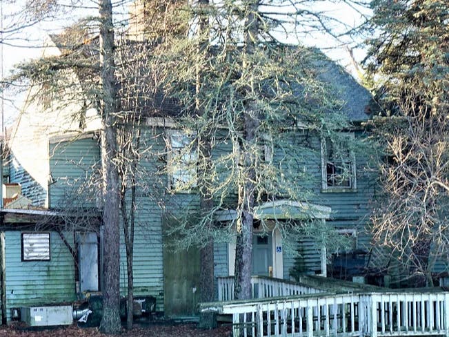 The farmhouse has stood for more than 250 years and is recognized by preservation advocates as a rare surviving 18th-century property associated with Glover's post-Revolutionary life.