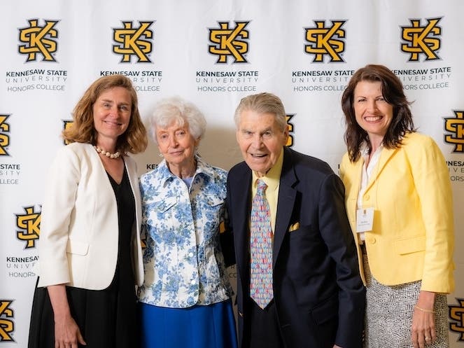 Rosemary and John Brown's donation will establish an endowment matching fund to benefit the University’s Honors College.