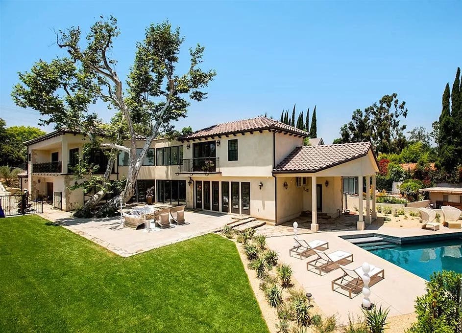New luxurious masterpiece in San Marino School District! Palos Verdes