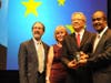 E.D. Chih-Hsiang Li receives the Neal Potter Path of Achievement 2018 Award from the Montgomery County Volunteer Center.