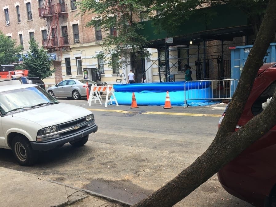 The inflatable pool on 171 Audubon Ave. in Washington Heights. 