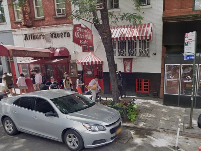 An image of Marie's Crisis in the West Village.