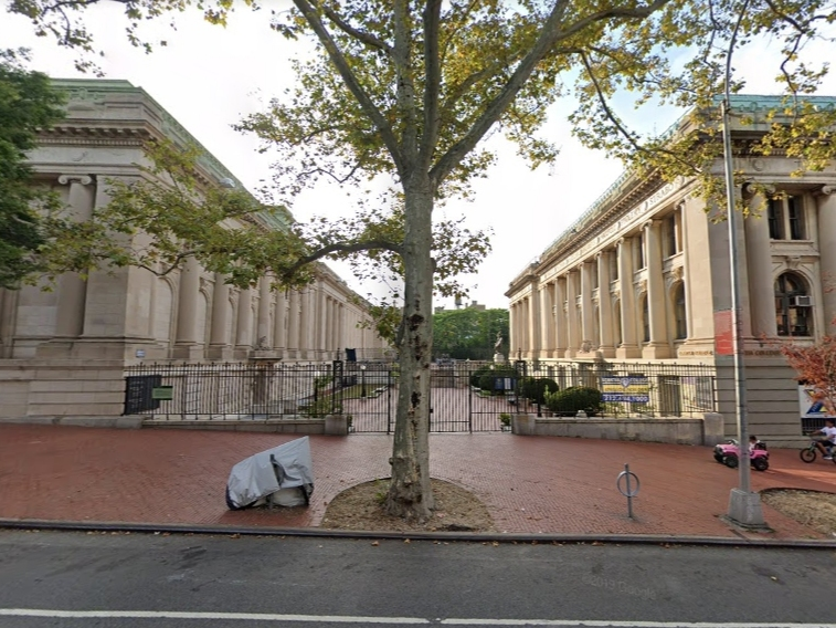 An image of the grounds of the Hispanic Society Museum & Library in Washington Heights.