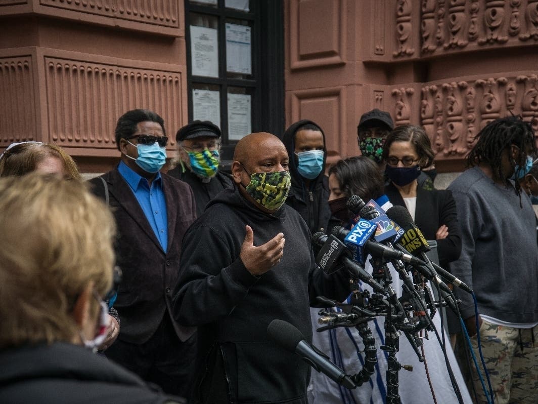 Investigators Dressed As Plumbers Spied On Pro-Lucerne Campaigner