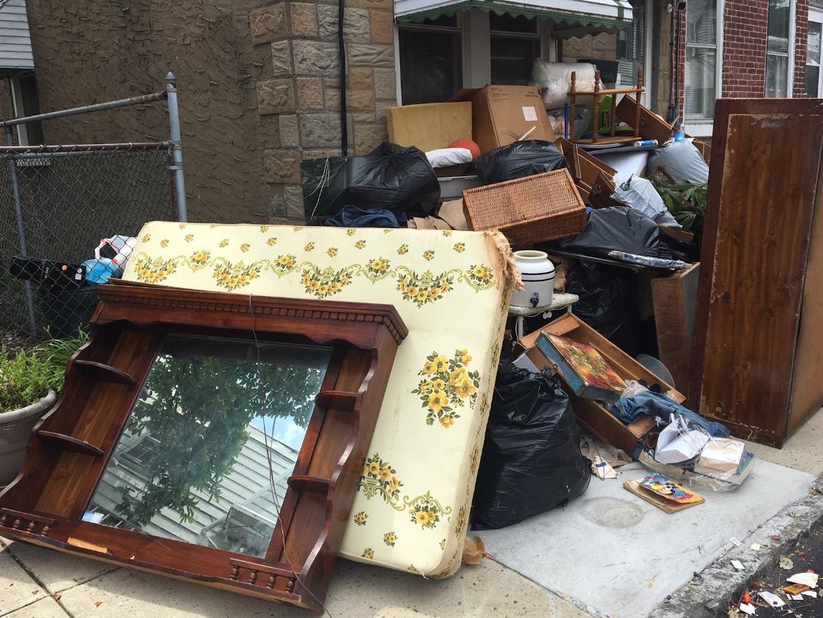 News small post card thumbnail