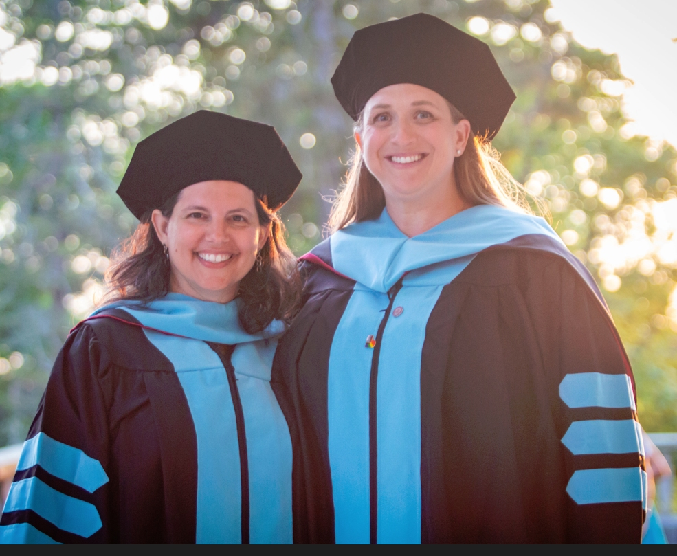 Kennedy Award Recipient Hope B. Weinberg (right) with last year's winner Julie Kotler-Snider (left)