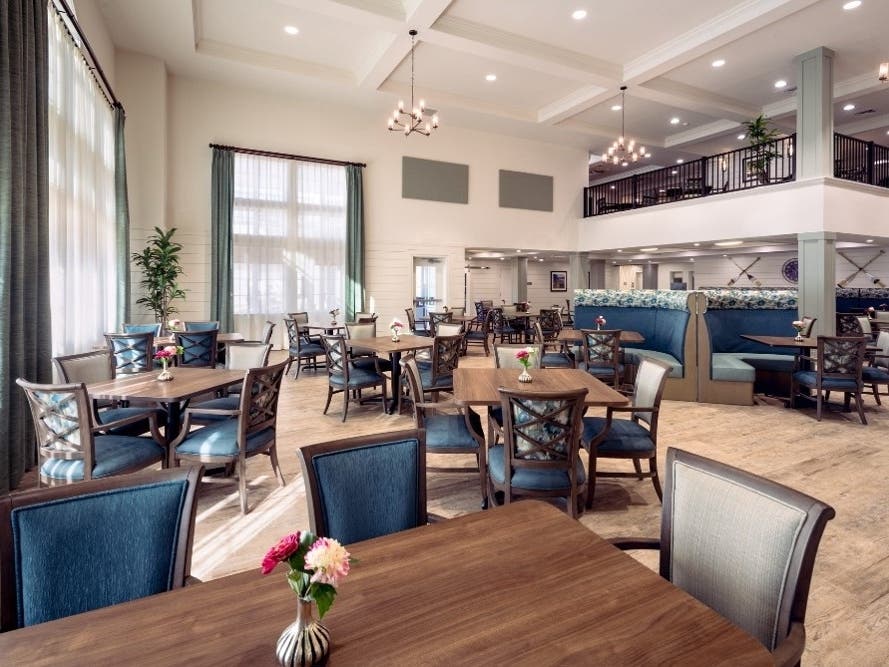 Dining room at Rivermere of Brookfield 