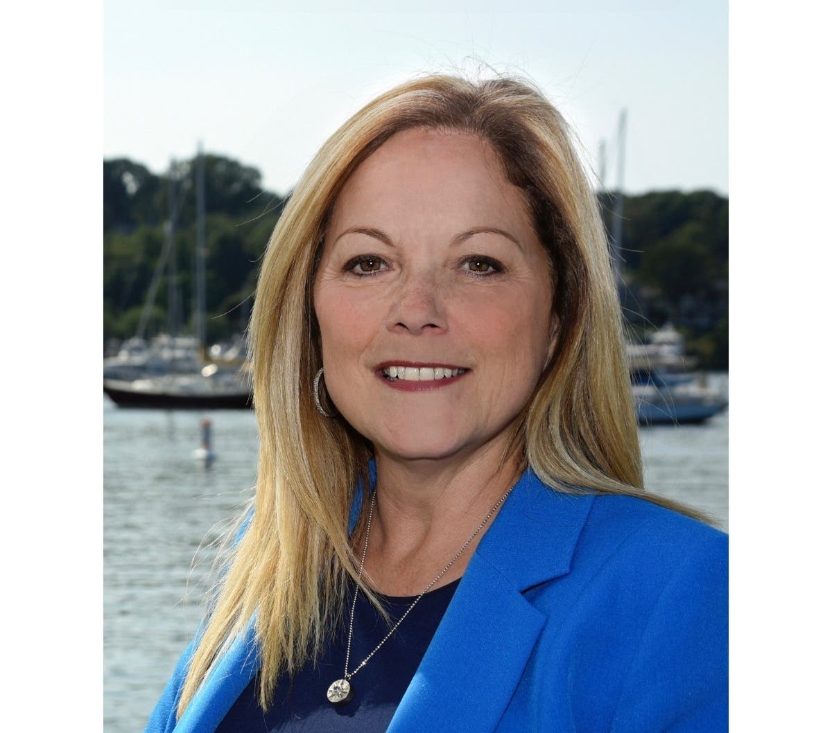 Joan Cergol is an incumbent candidate for Huntington Town Council.