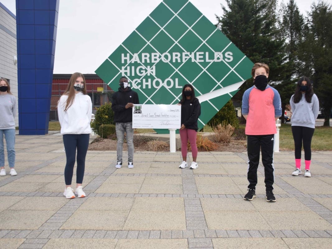 L-R: Maggie Hughes, Libby Kelly, Nahrahel Louis, Alexandra Ebanks, Owen Walter and Aarya Sharma.