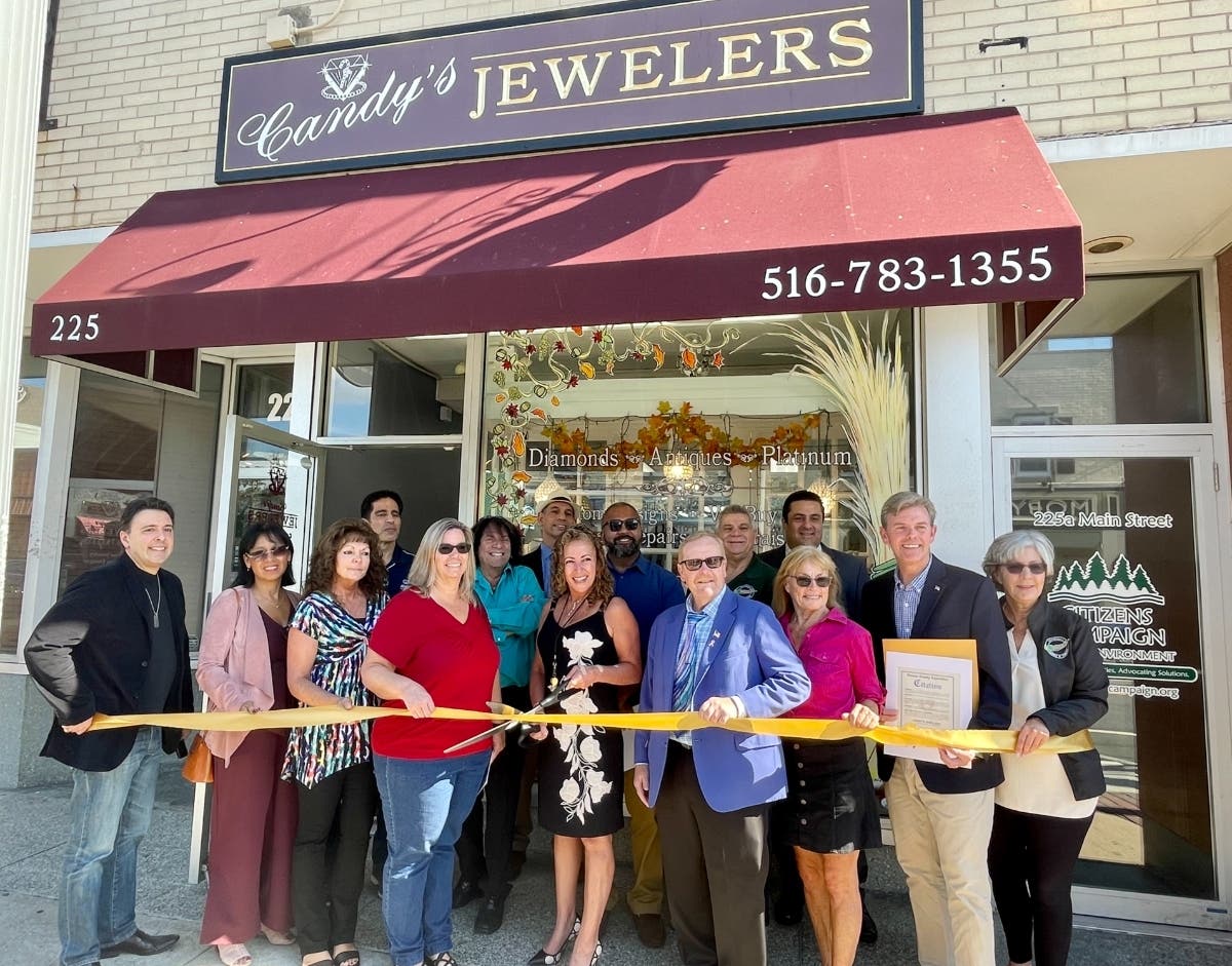 Candy's Jewelers celebrated five years in Farmingdale Village on Friday afternoon.