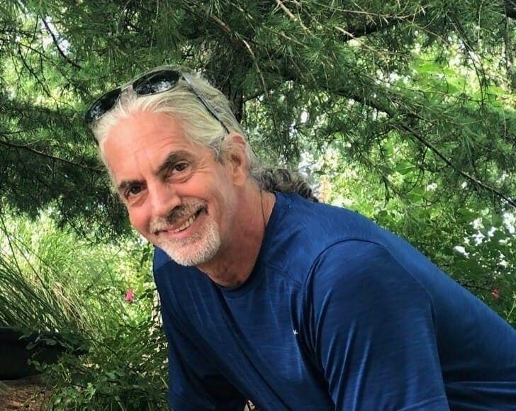 John De George runs JD Hypnosis in Farmingdale.