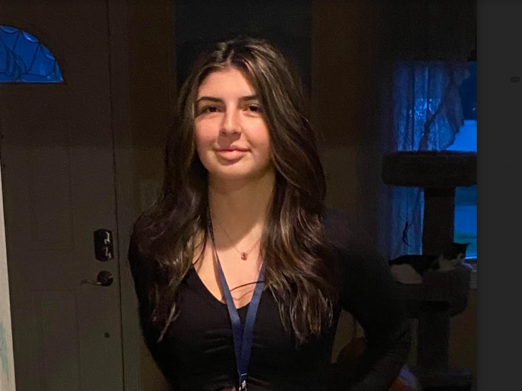 Sarah Desthers, 15, of Smithtown, saved her mother's life by performing the Heimlich maneuver.