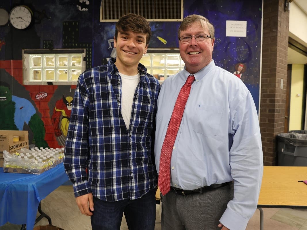 News small post card thumbnail