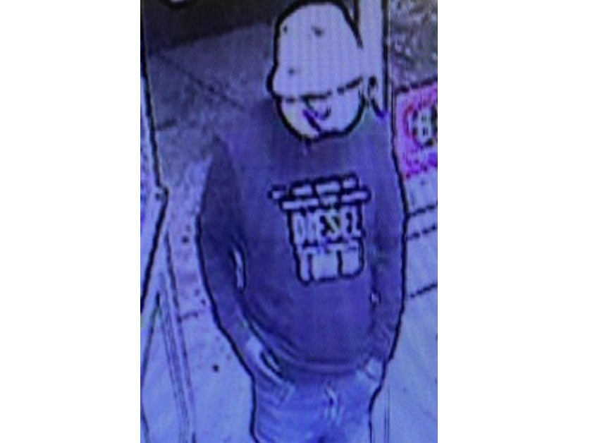 A man robbed a 7-Eleven in Melville on Aug. 5, Suffolk police said.