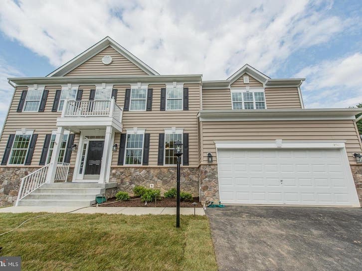There are options for a sunroom and a side staircase.