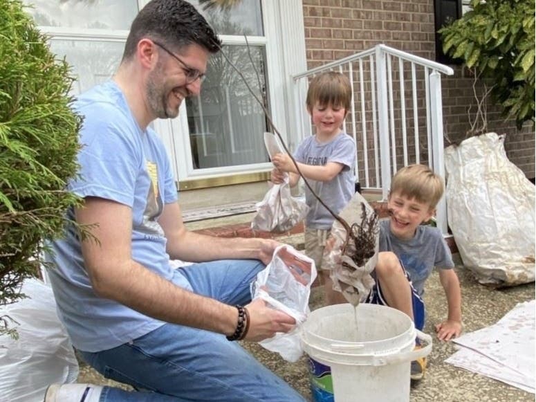 News small post card thumbnail