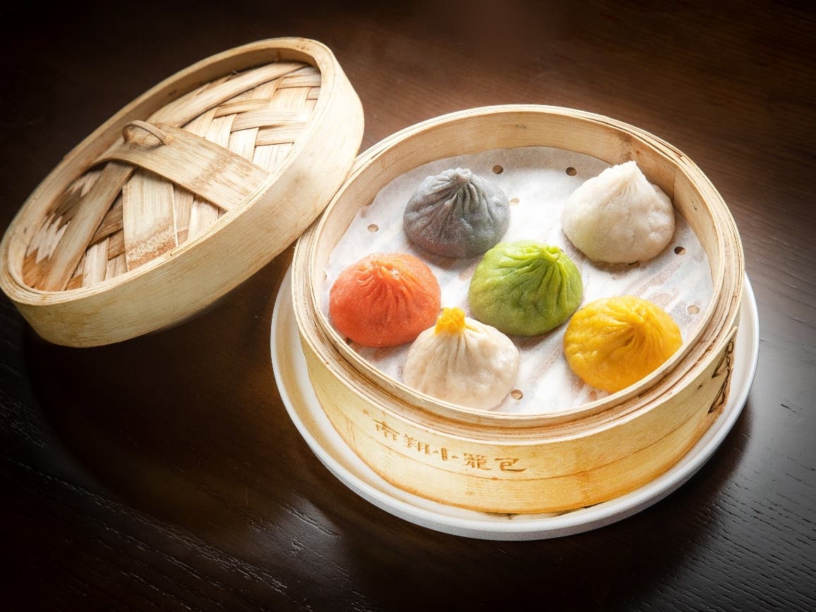 Nan Xiang Xiao Long Bao, the Michelin-recommended New York restaurant celebrated for its handcrafted soup dumplings and authentic Shanghainese cuisine, will occupy the spot previously used by Chicken + Whiskey at The Mall in Columbia.