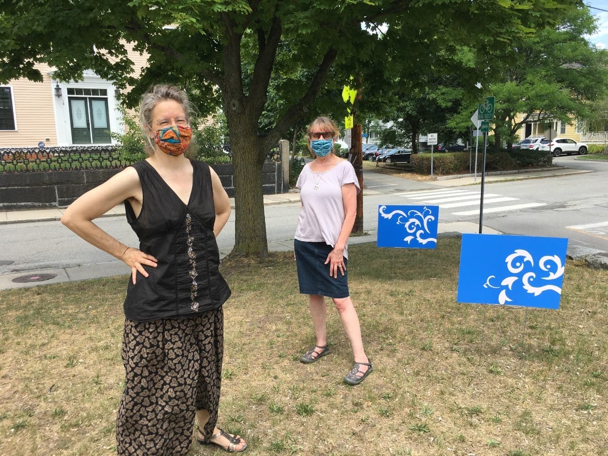 News small post card thumbnail