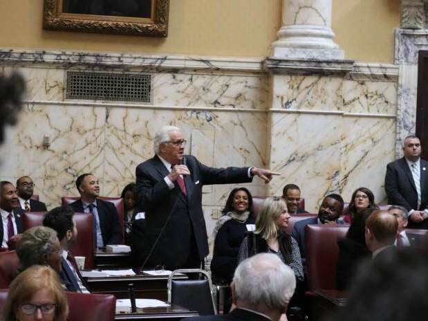 Senate President Emeritus Thomas V. Mike Miller Jr. (D-Calvert) tells a story on the first day of the 2020 legislative session.