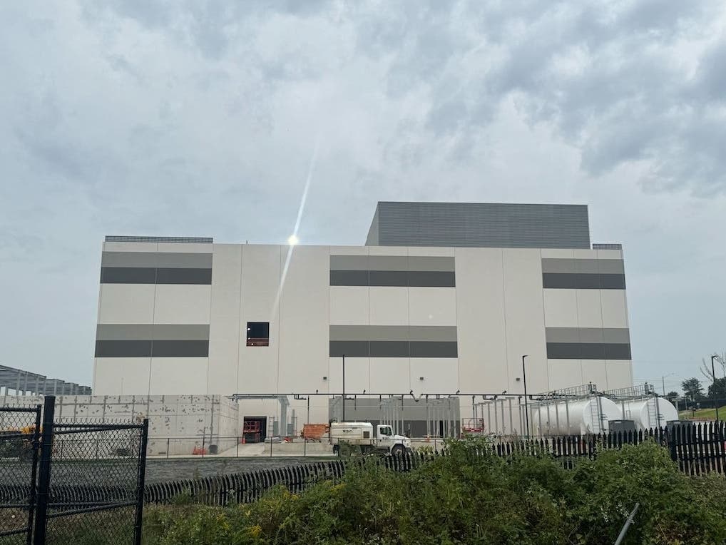 The Amazon Web Services Data Center in Springfield, Va., part of Northern Virginia's "data center alley" and one of many such centers in the Washington metropolitan region.