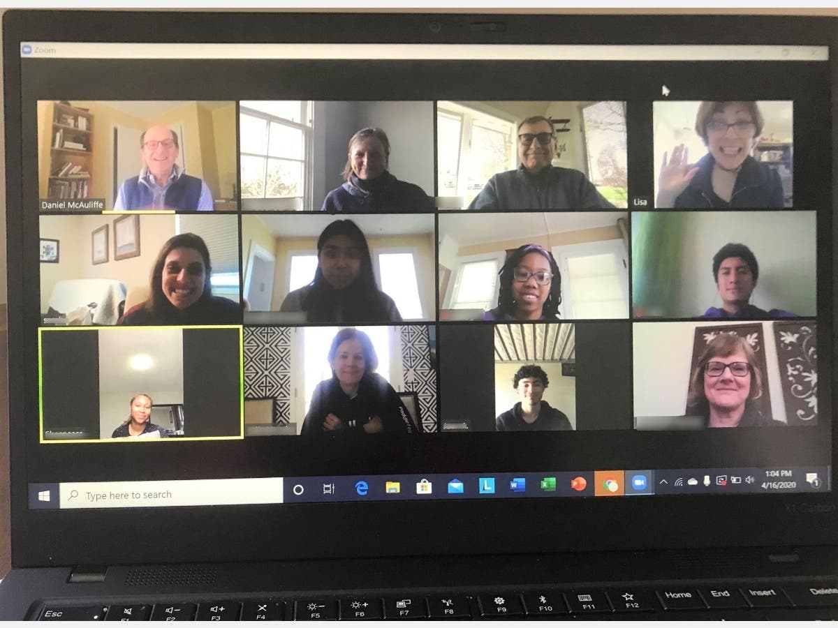 Shepherds Seniors, Mentors & Counselors Discussing College Options