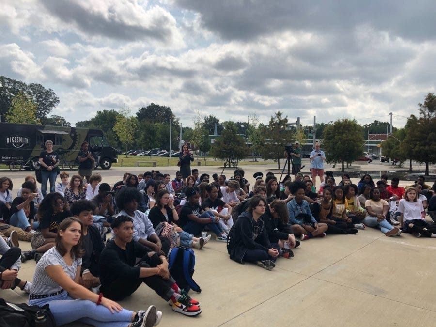 News small post card thumbnail