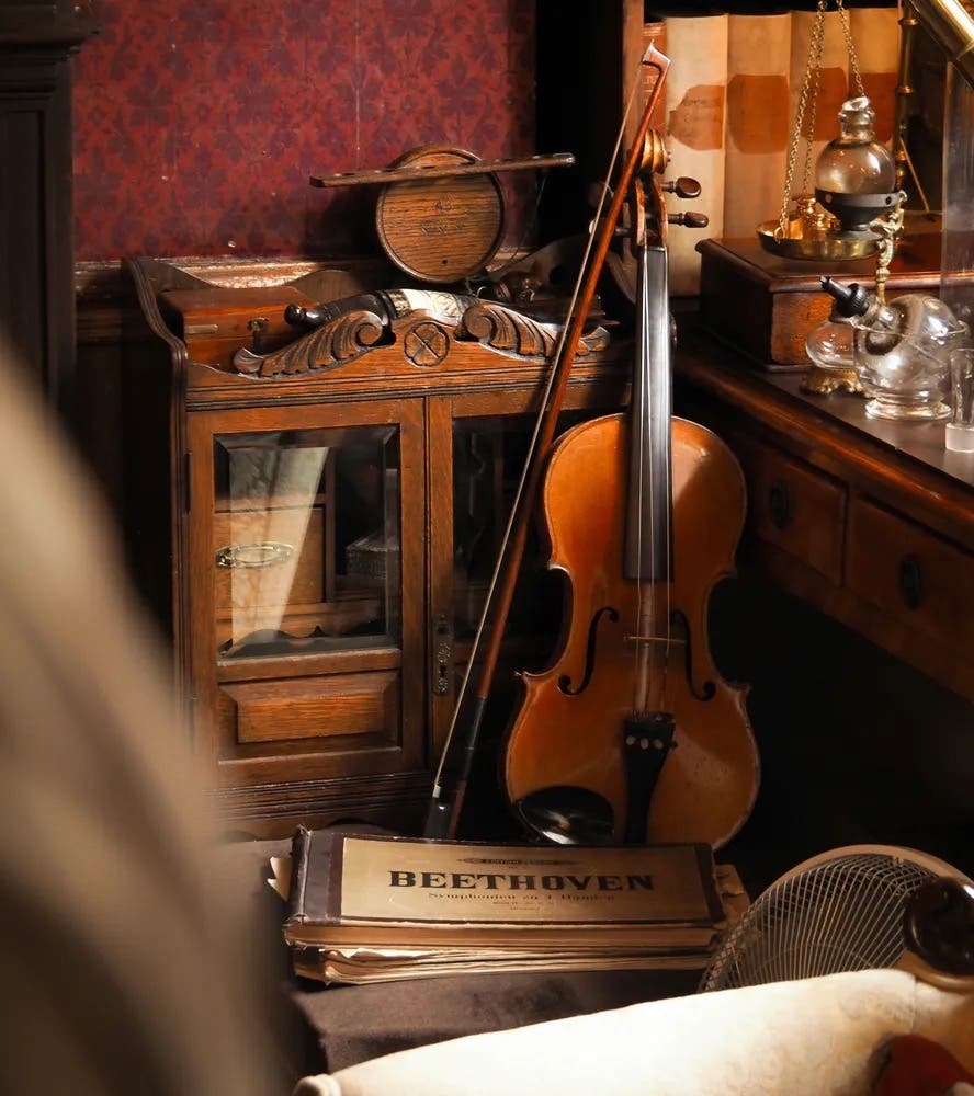 Museum: Cocktails & Classical Violin