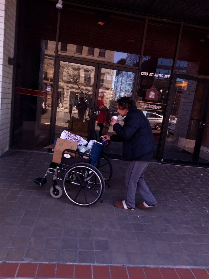 Panhandling in AC takes a lunch break
