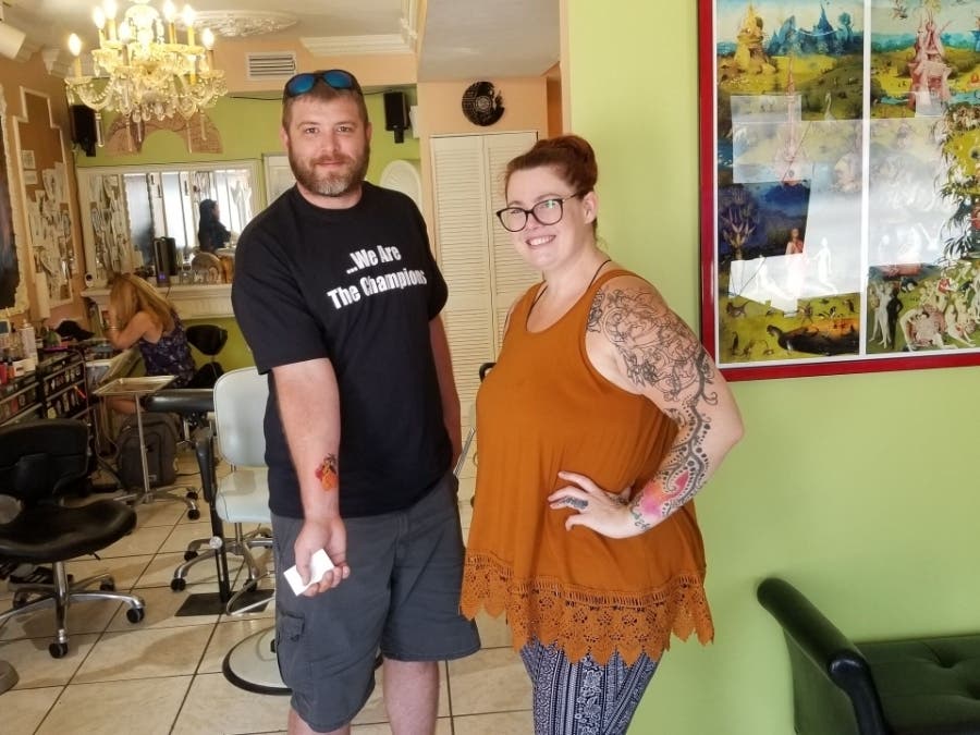 News small post card thumbnail