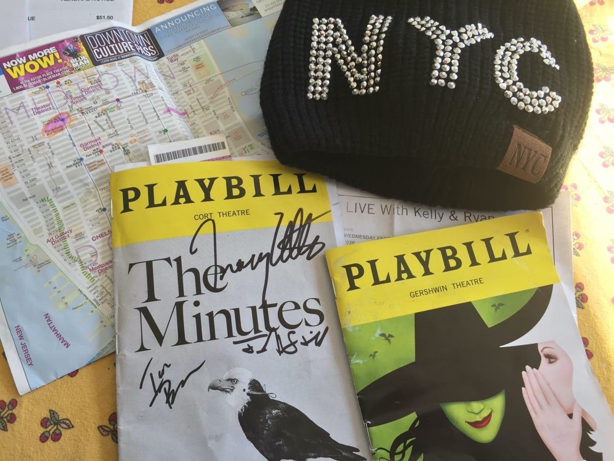 News small post card thumbnail