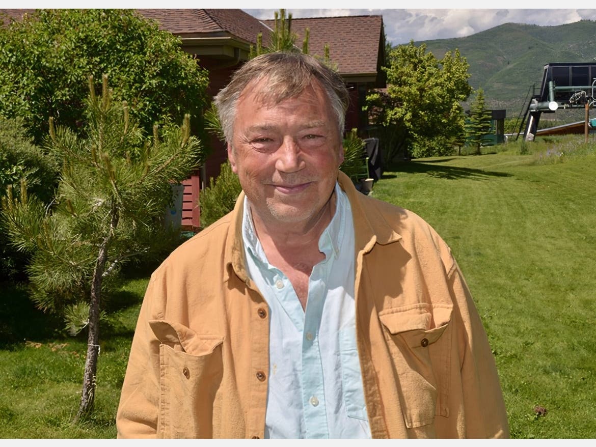 This episode of New Hampshire Secrets, Legends and Lore brings you the first in what I hope will be an ongoing series of stories called “unsung heroes” and why I begin this series with one of New Hampshire’s greatest unsung heroes, Tom Salatiello.