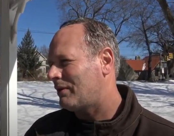 News small post card thumbnail