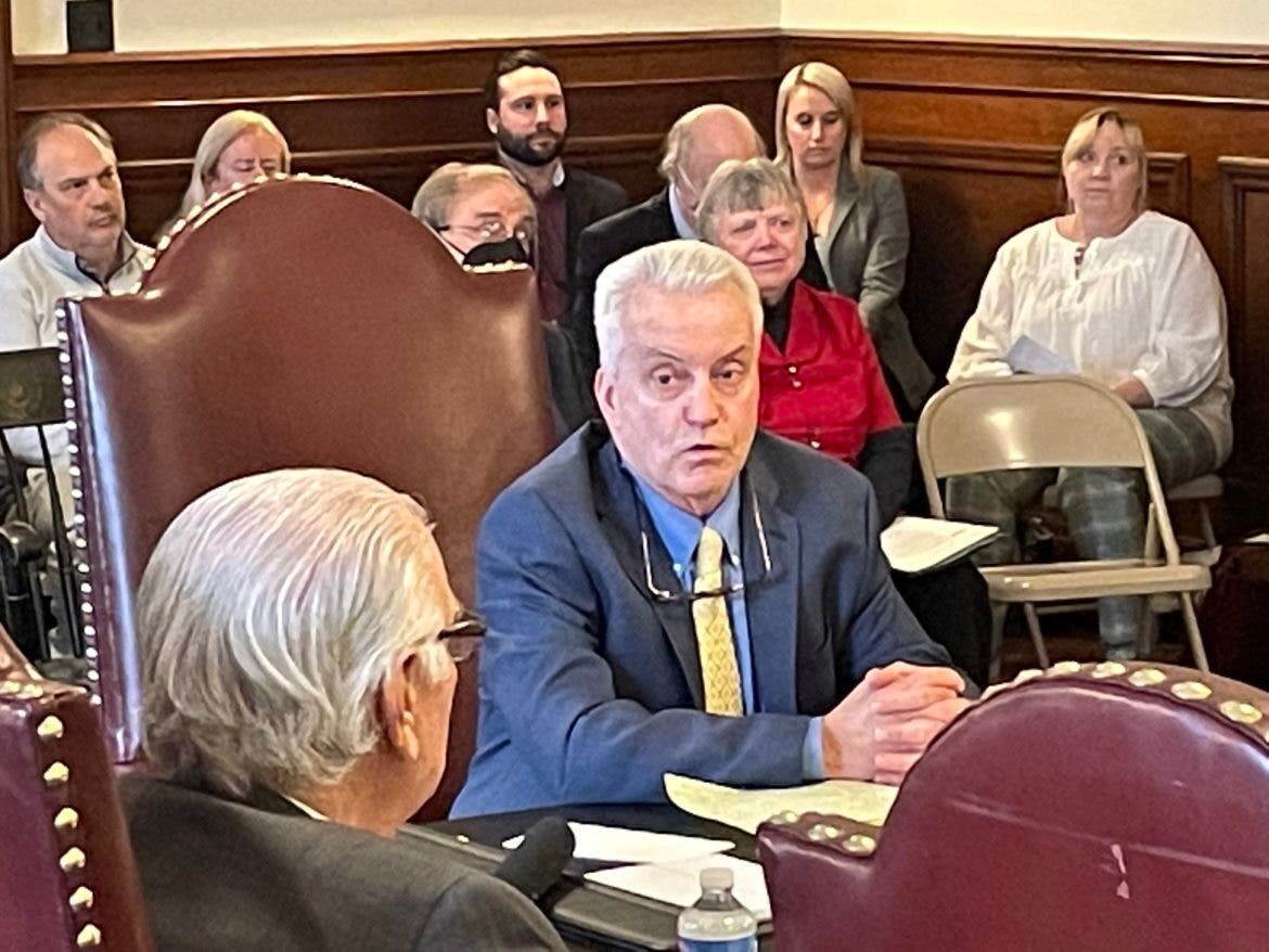 News small post card thumbnail