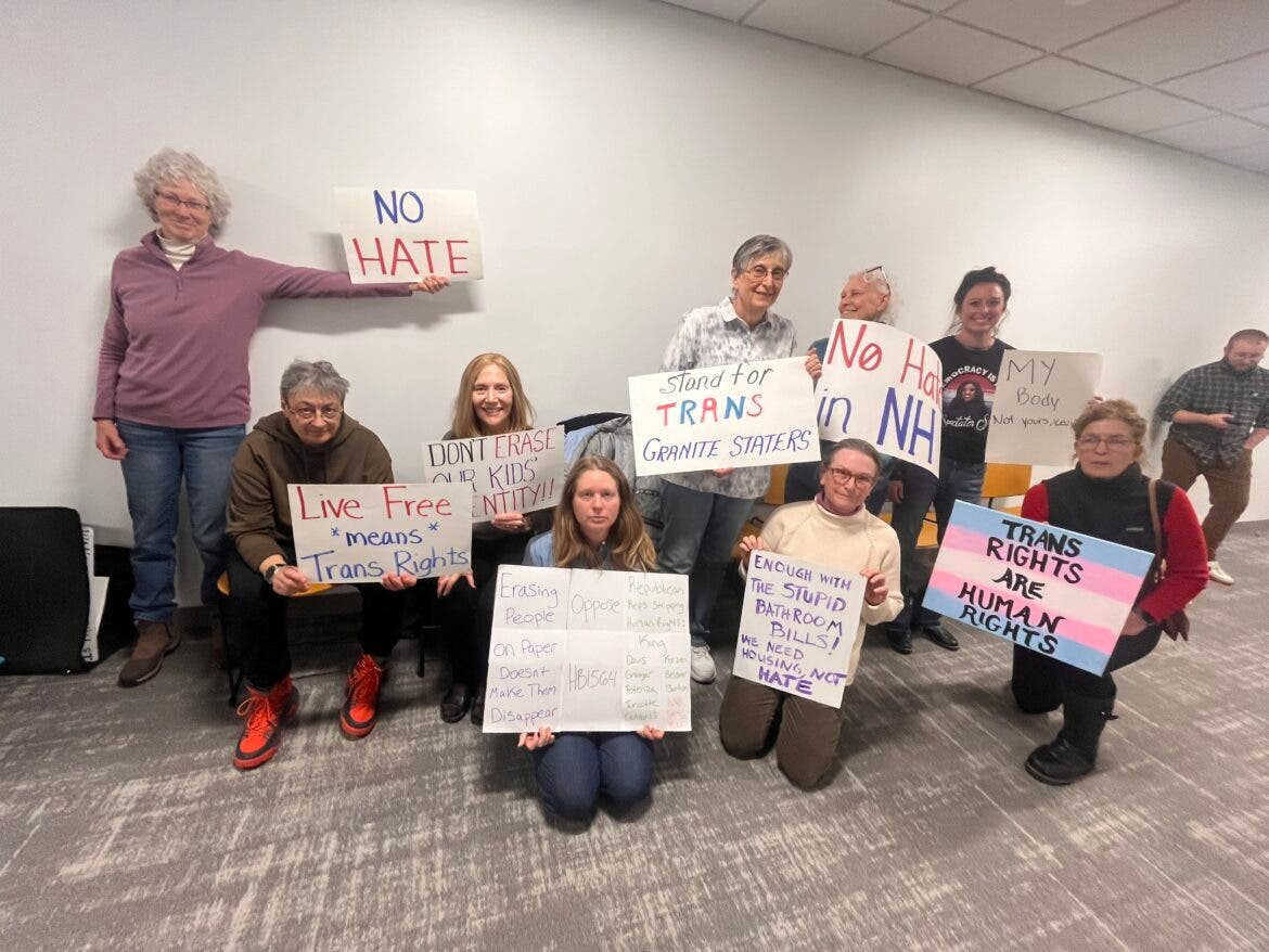 News small post card thumbnail