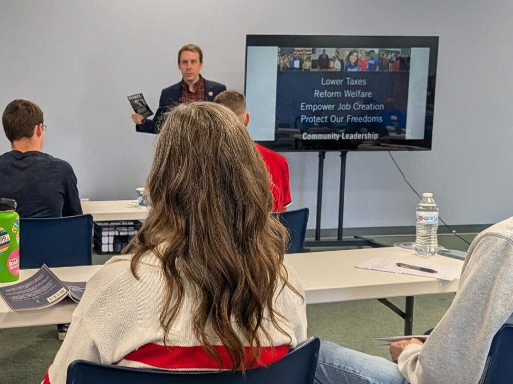 Free State Project Executive Director Eric Brakey speaking at the Brakey Bootcamp event in Lewiston, Maine.
