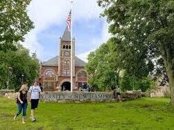 UNH