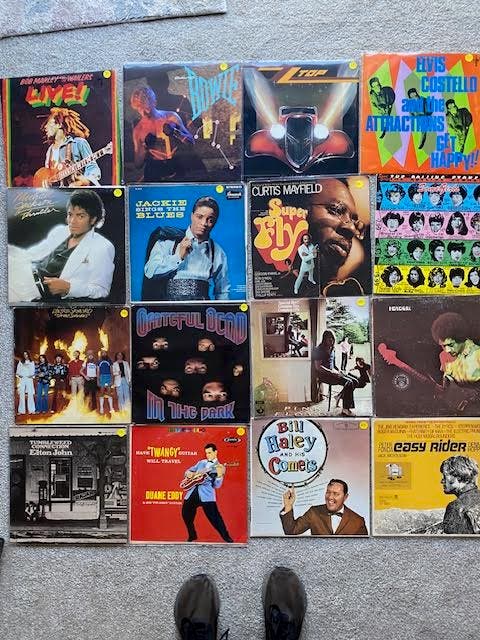 Hitchcock Rd. Area Neighborhood Garage Sales