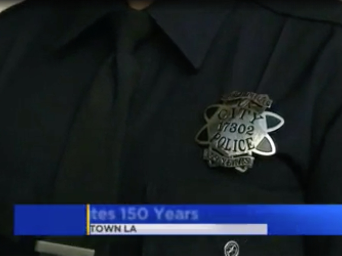 In honor of the Los Angeles Police Department’s 150th anniversary, officers will be sporting new throwback badges starting next month. LAPD officially unveiled its 150th anniversary badge that officers will wear starting Oct. 1. 