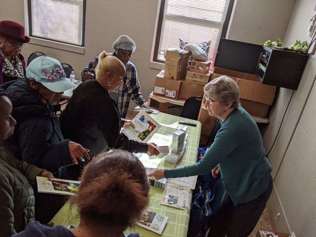 News small post card thumbnail