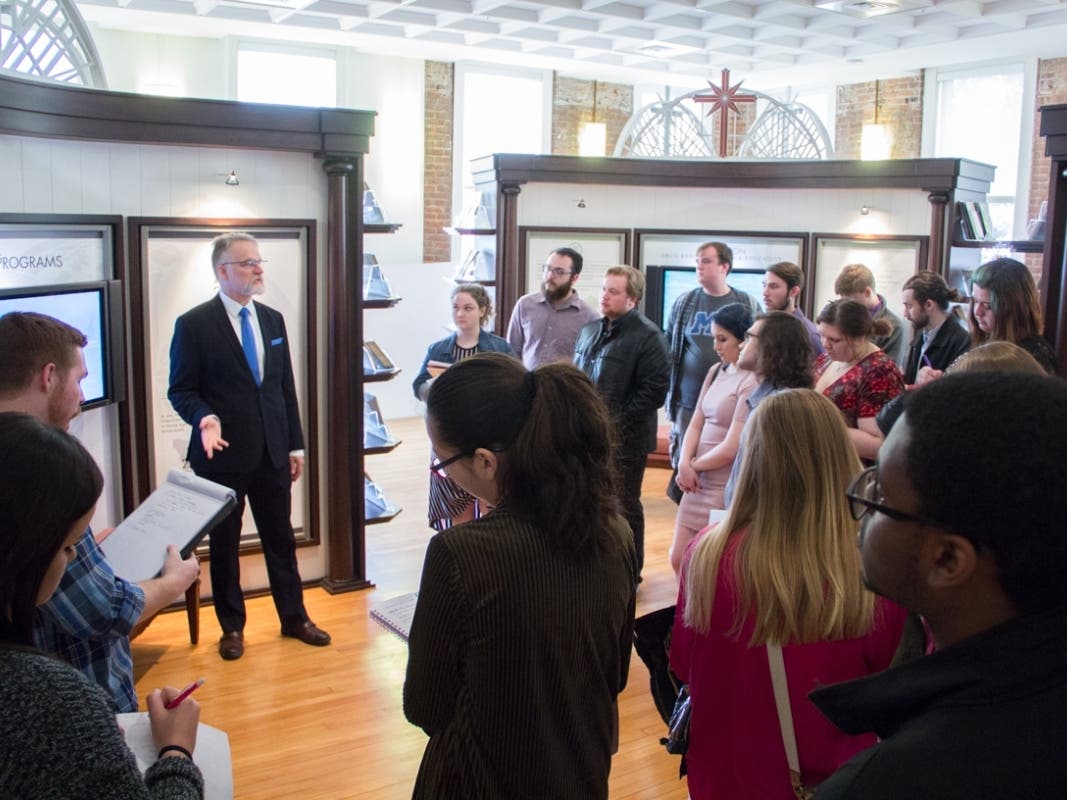 News small post card thumbnail