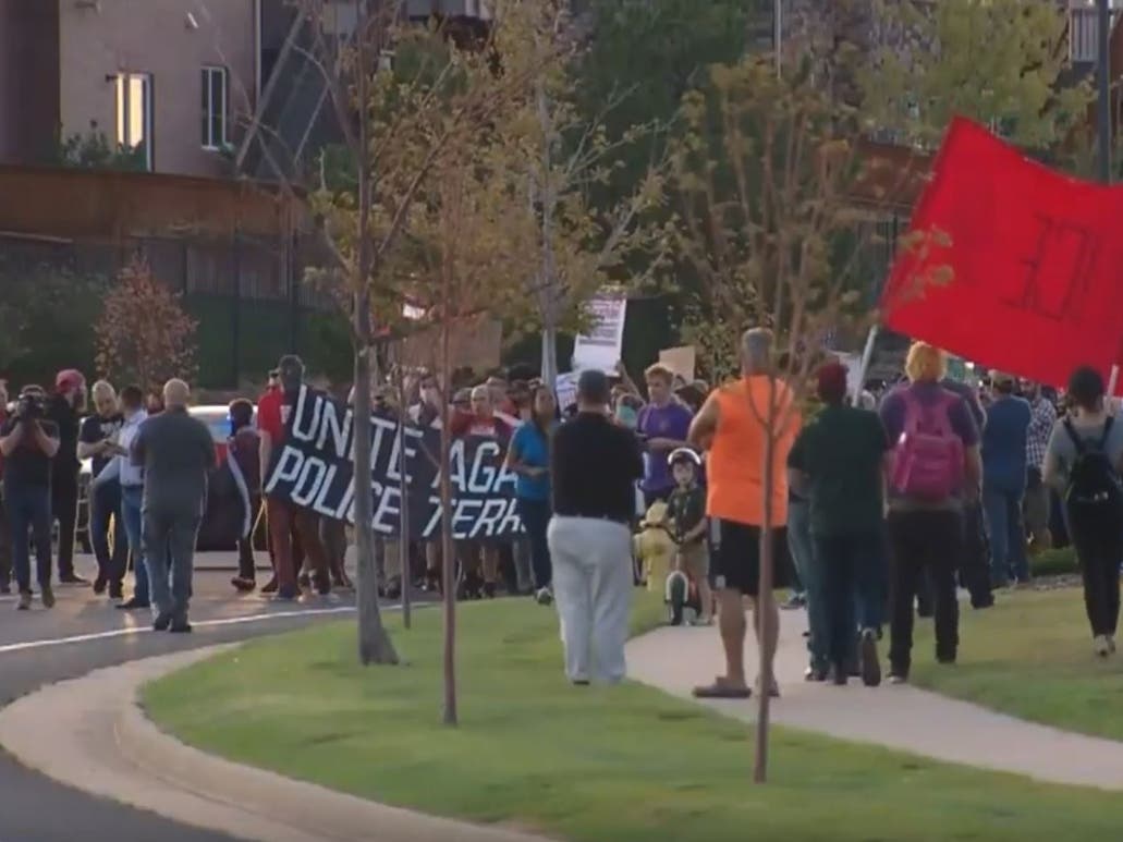 Abolish ICE Protest Targets Home Of Geo Group Official | Denver, CO Patch