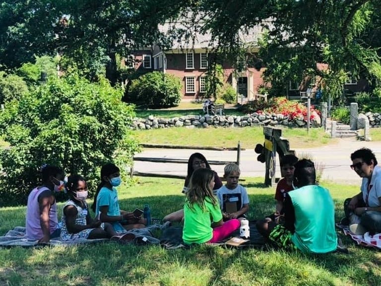 News small post card thumbnail